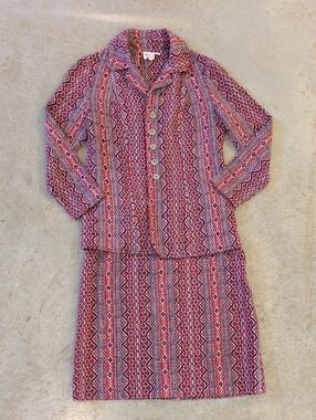 Vintage Two-Piece Skirt Set in Red and Blue